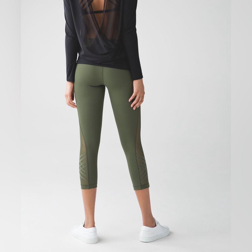 Lululemon Minimalist Crop Legging in Fatigue Green